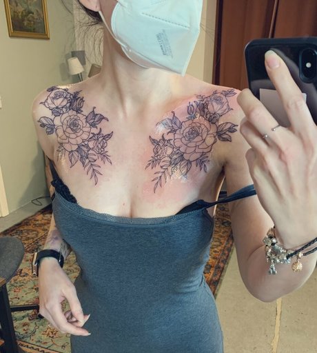 romisu Nacktbilder von OnlyFans