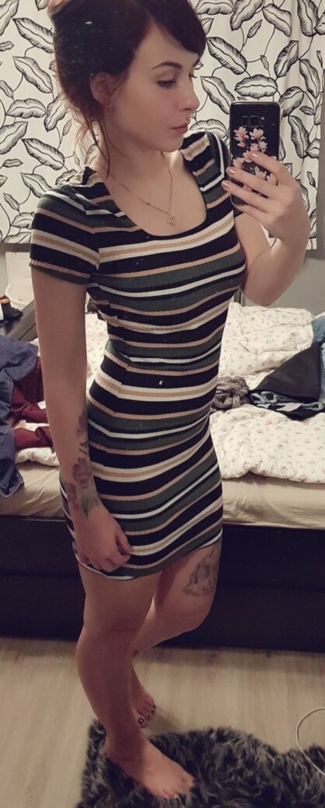 romisu Nacktbilder von OnlyFans