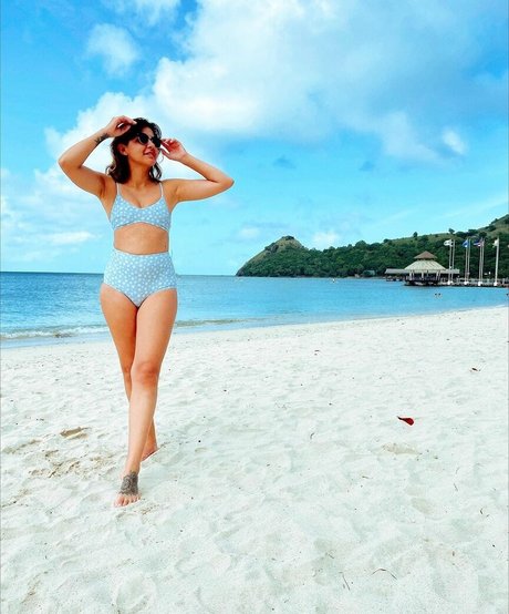 Lauren Layfield Auf OnlyFans