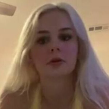 panini ezz Nacktbilder OnlyFans Geleakt