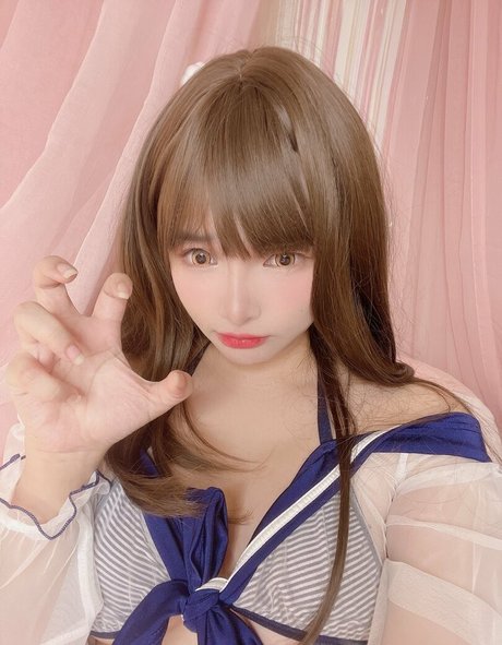 MimiChan OnlyFans Model Bilder