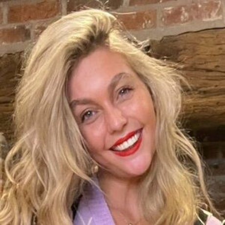 Amelie May OnlyFans Leaj