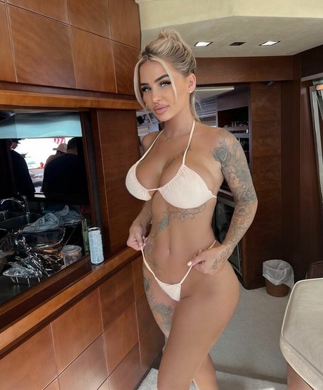 Kirsten Simmermeyer OnlyFans-Leaks