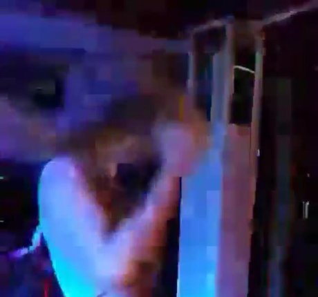 Sole Cardoso Oben ohne OnlyFans