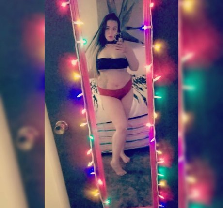 thickbellamel Porn OnlyFans Leaks