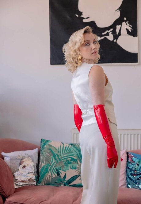 Evanna Lynch OnlyFans Nackt Leaks