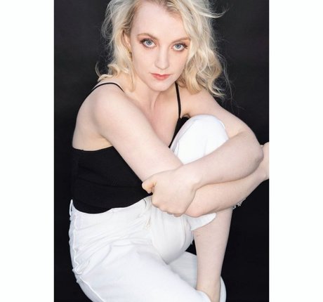 Evanna Lynch NurlyFans-Pornos