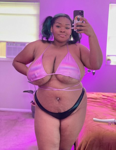 MsMoodyBB Nacktbilder von OnlyFans