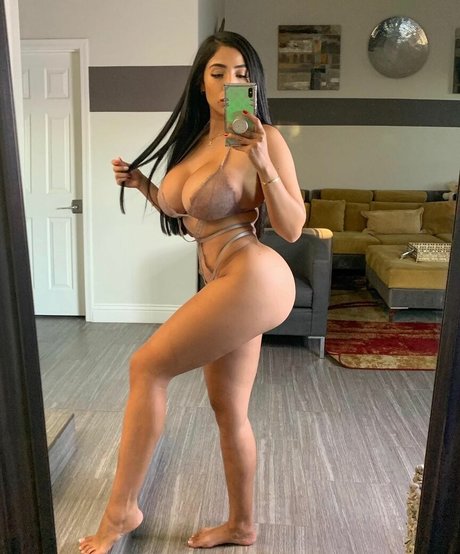 thaliamcix OnlyFans-Pornoleak