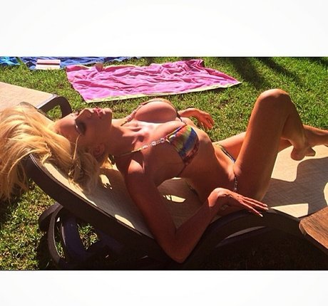 nicolettesheaxxx OnlyFans explizite Inhalte