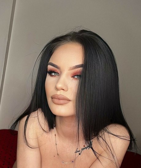 amariaaaaaa 69 OnlyFans-Creator