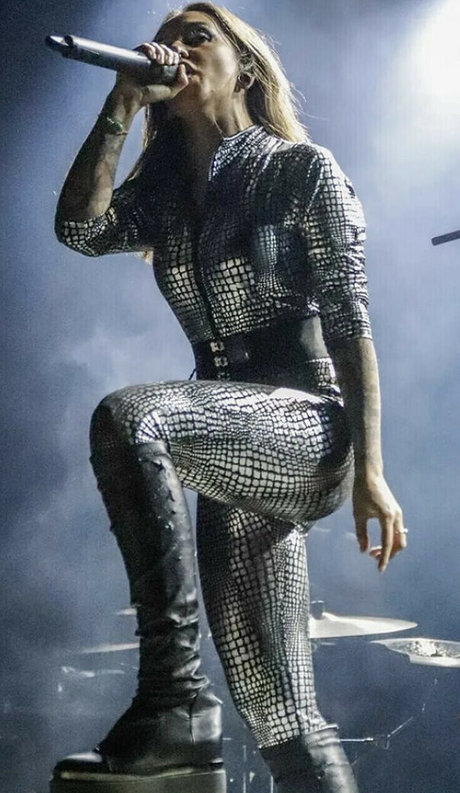 WomenMetal OnlyFans-Creator