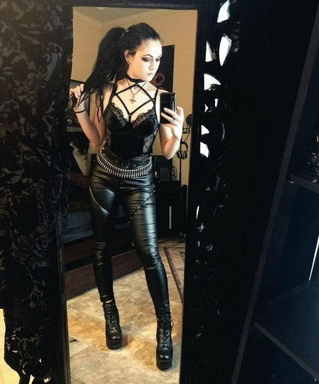 WomenMetal OnlyFans Leaks Sex