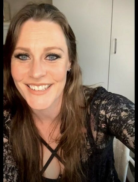 WomenMetal OnlyFans XXX