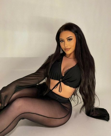 Champggne OnlyFans Fotos