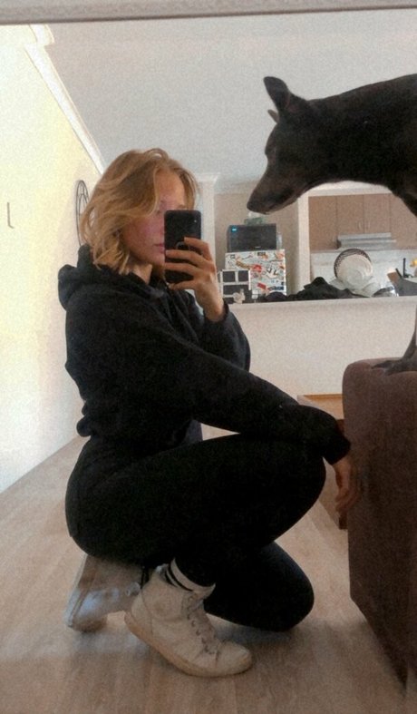 QAEKZ OnlyFans Fotos