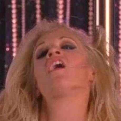 Sophie Monk NurlyFans-Brüste