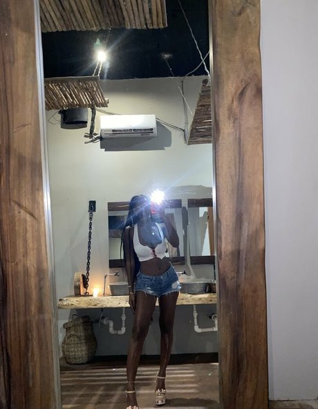 Misskellykel Nacktbilder von OnlyFans