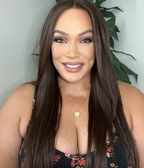 Lina Fanene Bilder OnlyFans