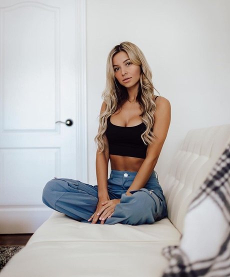 Franceska Fournier OnlyFans explizite Inhalte