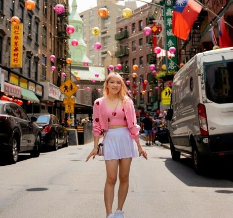 Yvonneflinetv Oben ohne OnlyFans