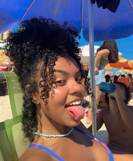 Karen Jesus Nacktbilder von OnlyFans geleakt