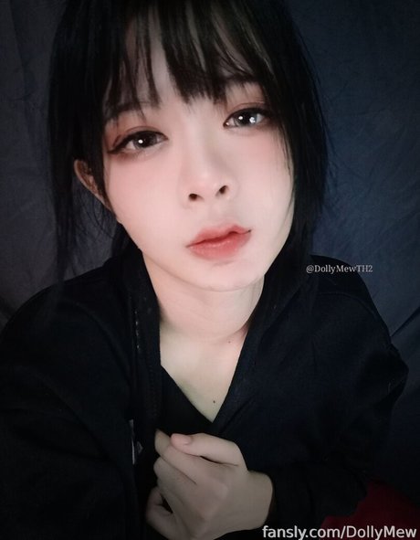 DollyMew Nacktpornos auf OnlyFans