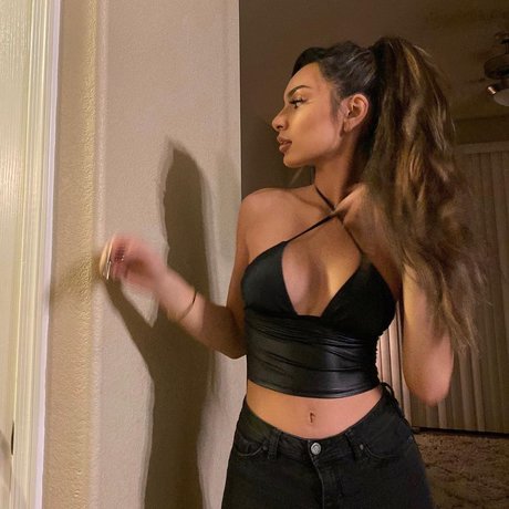 Kyla Malena OnlyFans gratis