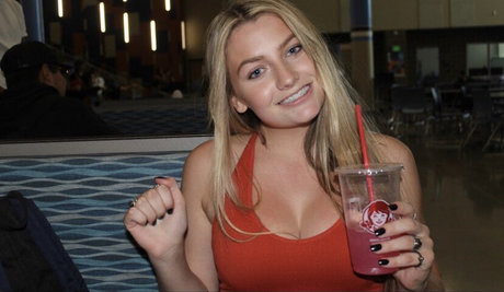 Itsadelecash OnlyFans Pornografie