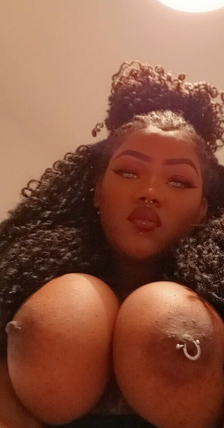 Leka E Juu Heiße OnlyFans Inhalte