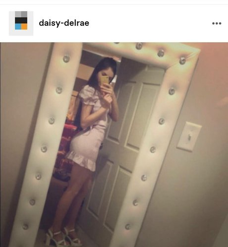 Daisy The Unicorn OnlyFans nackte Brüste