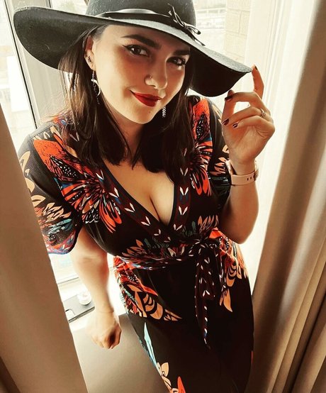 Prim ASMR OnlyFans Leaks