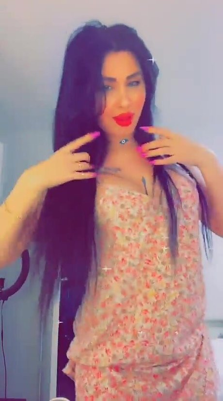 Mira Nouri OnlyFans Fick geleakt