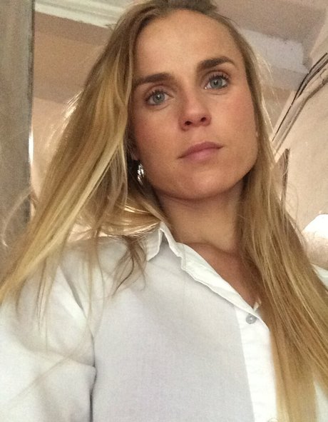 Lina Gecevicene OnlyFans Strip