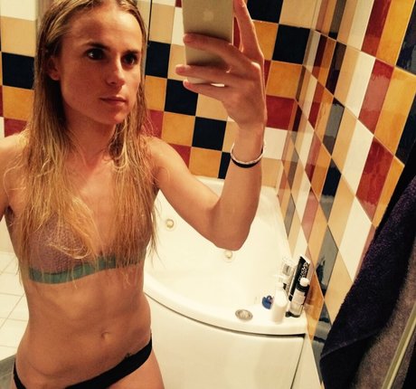 Lina Gecevicene Nacktpornos auf OnlyFans