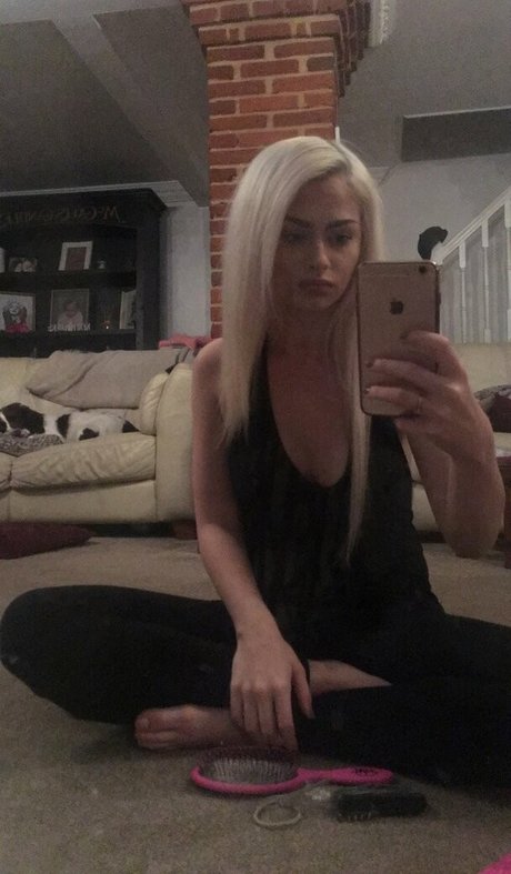 Romanie Smith Nacktbilder von OnlyFans geleakt