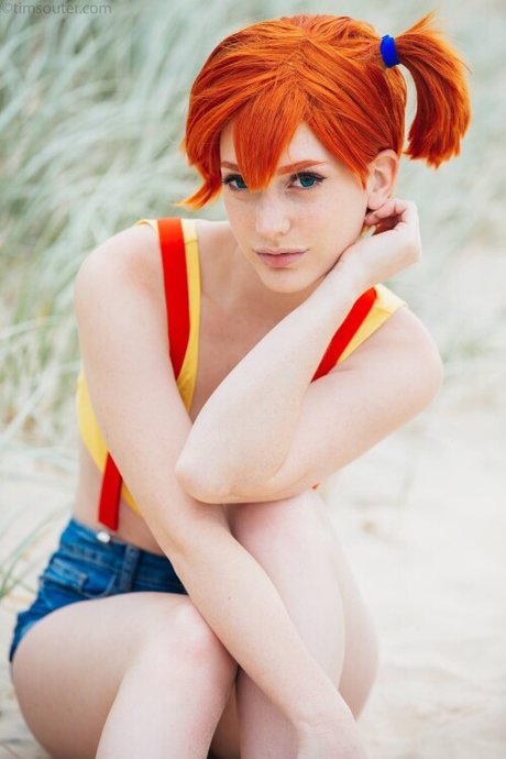 Elfvie Nacktpornos auf OnlyFans