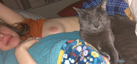 Paris Eike NurlyFans-Pornoleaks