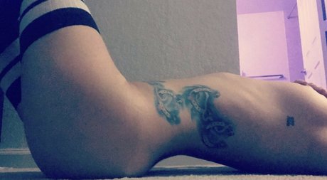 Missy Spartangirl Strip OnlyFans