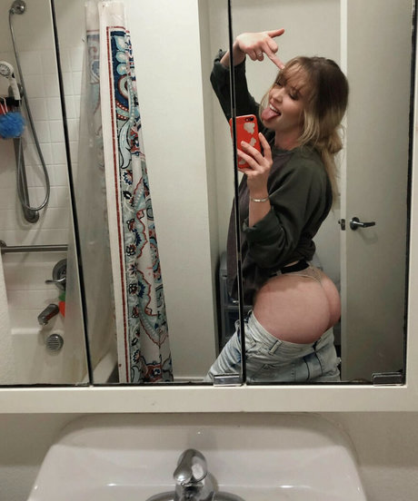 Audsmjones Leaks von Nacktbildern auf OnlyFans