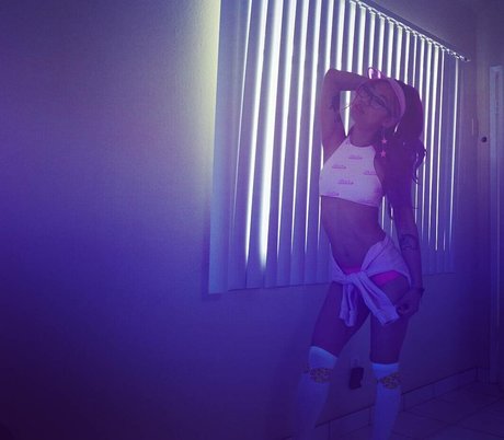 parallaxstella OnlyFans Fotos