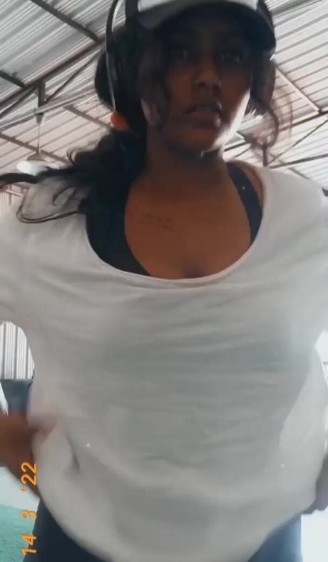 keepinitnejm Nackt auf OnlyFans