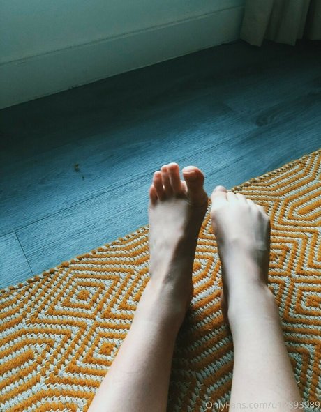 Ellbat OnlyFans Striptease