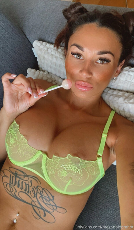 Meganbloomhot OnlyFans Leak Pornografie