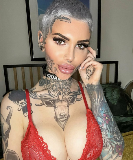 claire no hair Nacktbilder-Leaks von OnlyFans