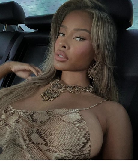 Vinetria Leaked OnlyFans Bilder