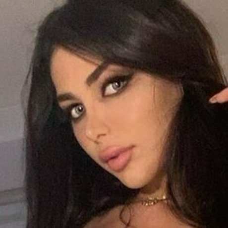 TS Nour Nacktbilder OnlyFans Leaks