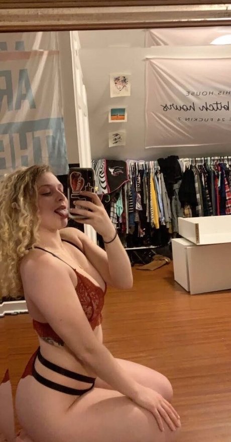 TaylorShines Oben ohne OnlyFans