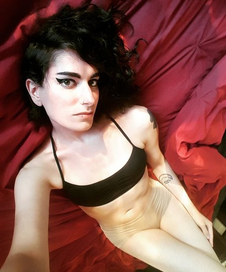 Tacticool Girlfriend OnlyFans Nacktbilder