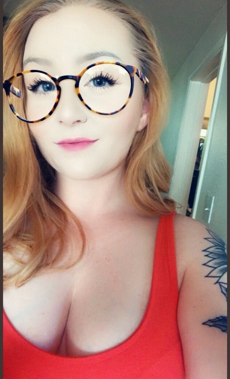 AshlieEstle OnlyFans Model Bilder